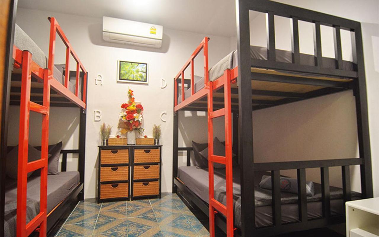 Lanta Hostel (Adults Only) Ko Lanta Buitenkant foto